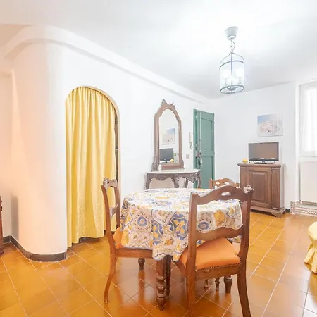 Lejlighed Guesthost - Sole & Mare